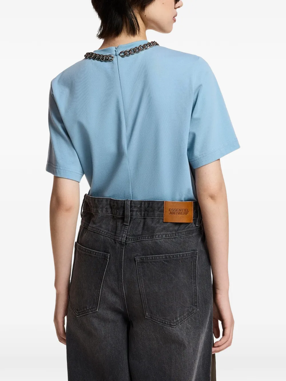 Essentiel Antwerp Klaim T-shirt verfraaid met ketting Blauw