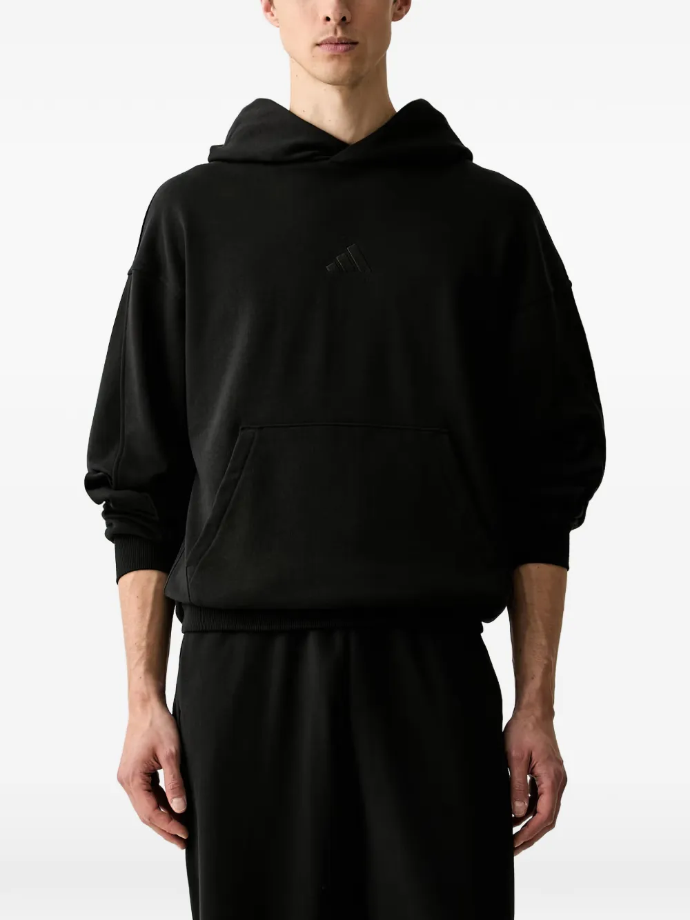 adidas Kit small-logo hoodie Zwart