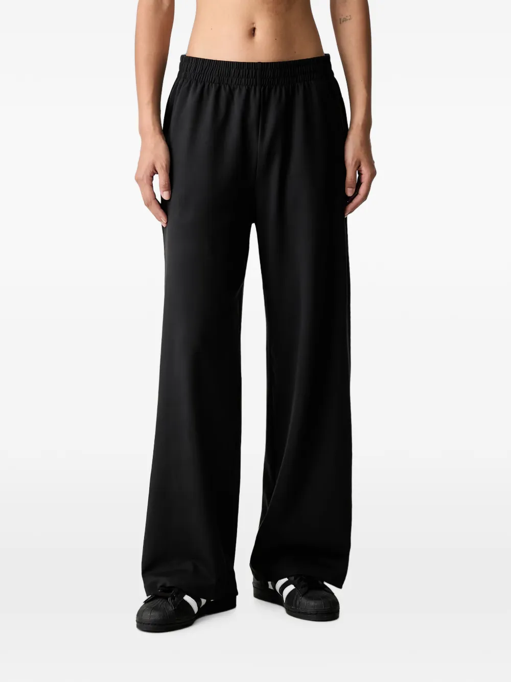 adidas Lazyday tracksuit Zwart