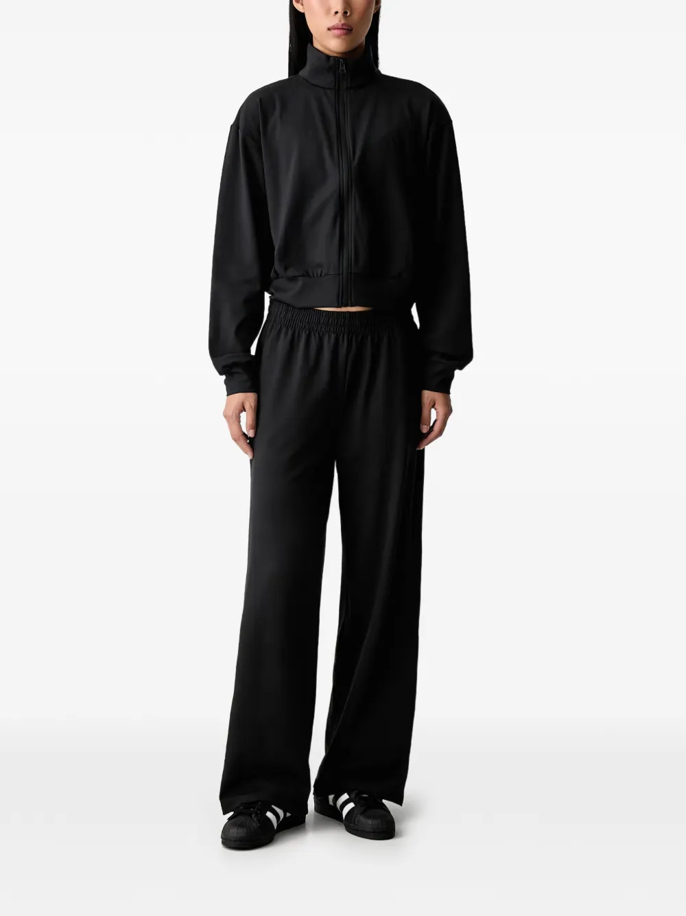 adidas Lazyday tracksuit Zwart