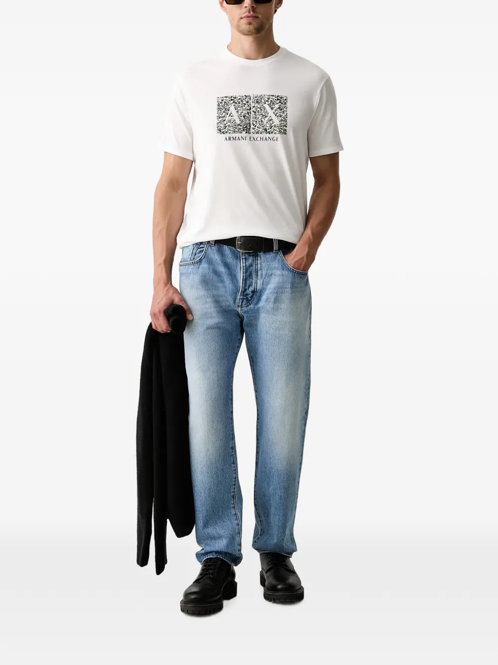 Armani Exchange Straight jeans met vervaagd effect Blauw