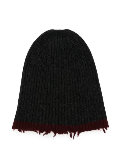 Uma Wang ribbed-knit distressed beanie hat