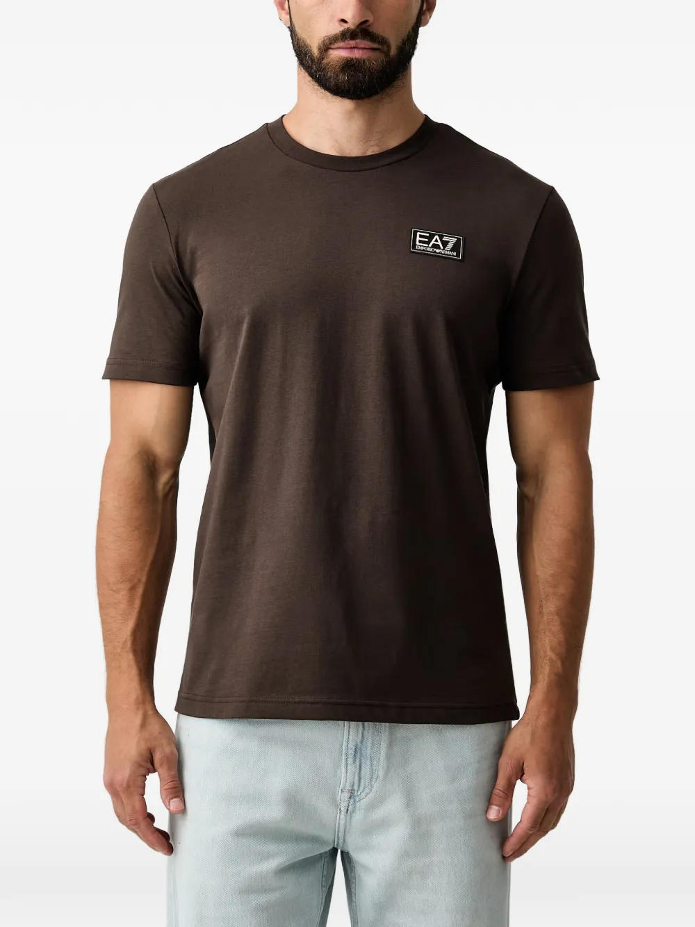 Ea7 Emporio Armani logo-patch T-shirt - Marrone