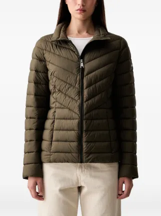 DKNY