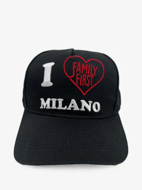 Family First gorra bordada
