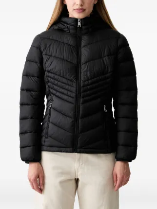 DKNY