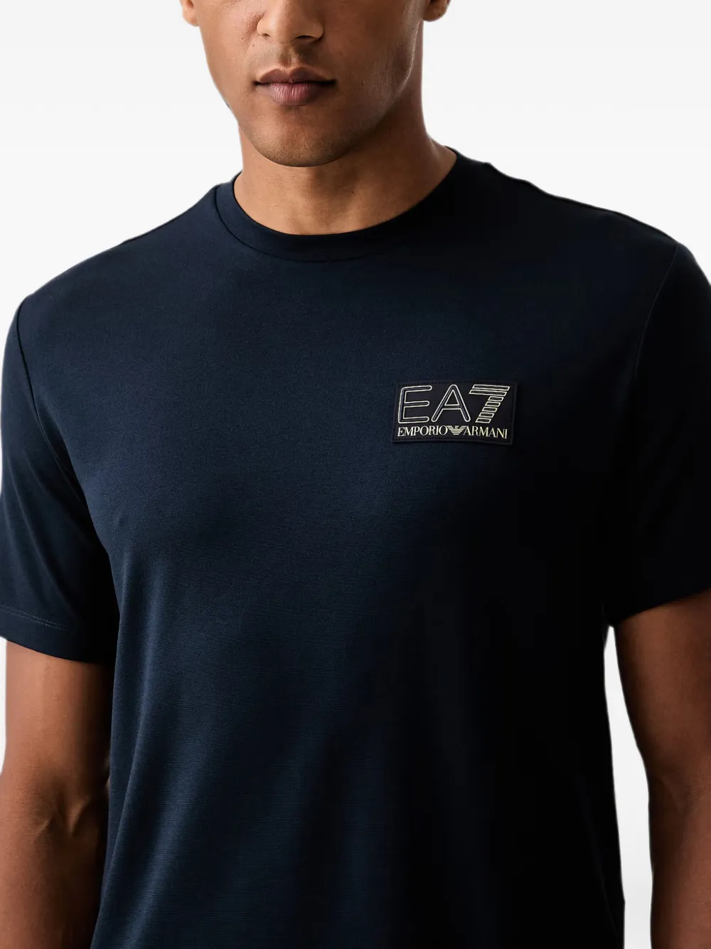 Ea7 Emporio Armani T-shirt met logodetail Blauw