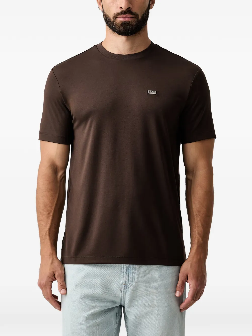 Ea7 Emporio Armani logo-plaque T-shirt - Marrone