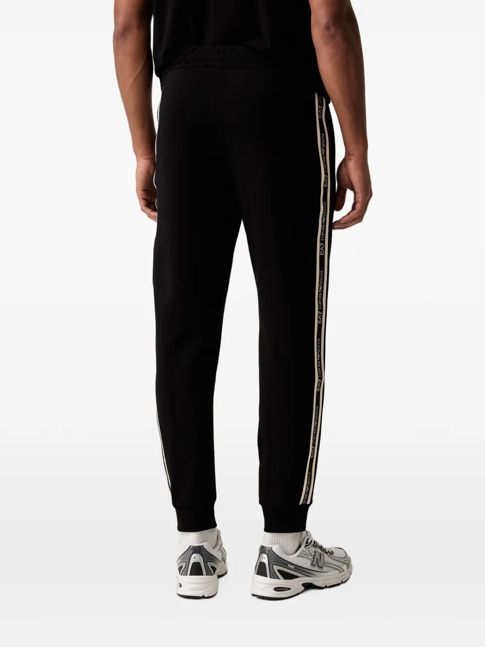 Ea7 Emporio Armani logo-patch track pants Zwart