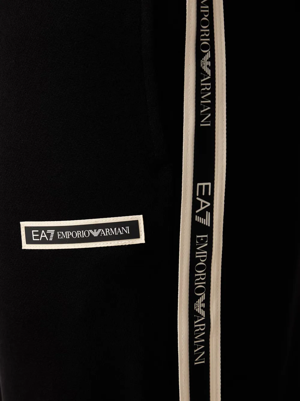 Ea7 Emporio Armani logo-patch track pants Zwart