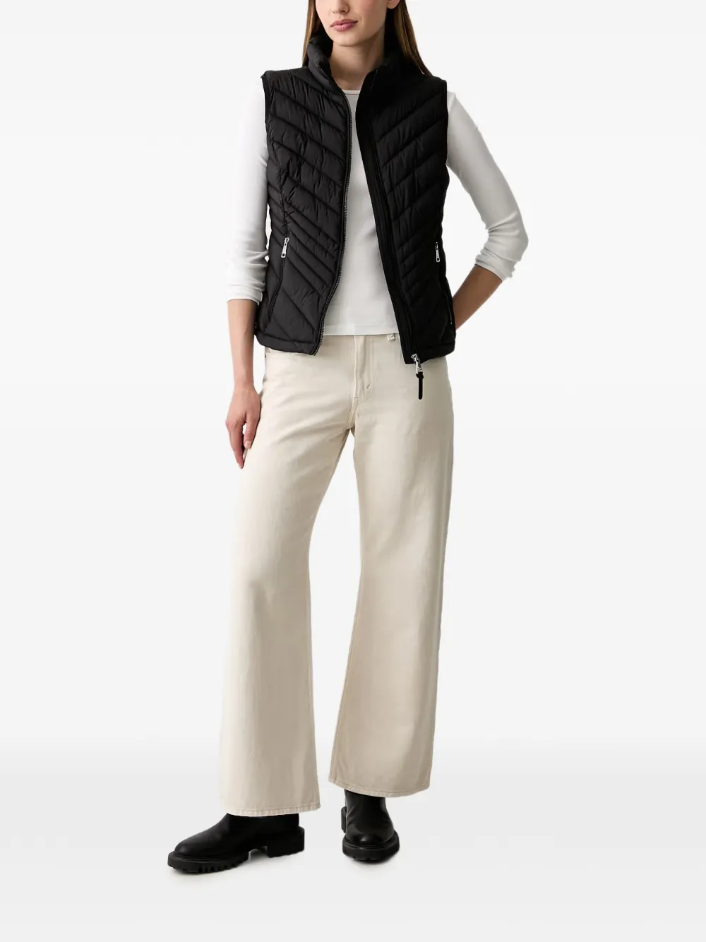 DKNY chevron-quilted gilet Zwart