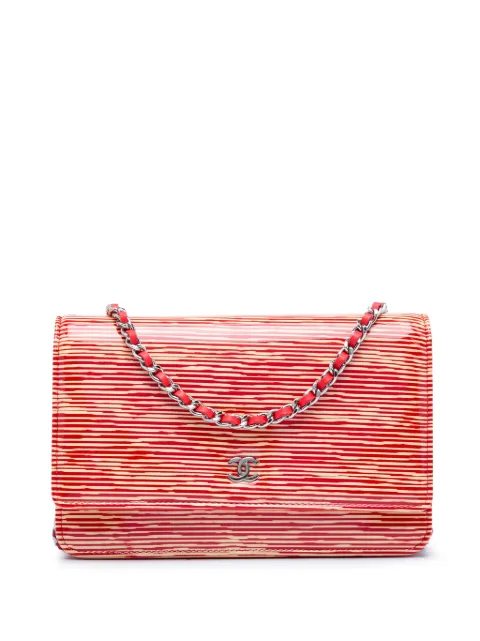 CHANEL Pre-Owned 2013-2014 CC Striped Patent Wallet On Chain crossbody bag