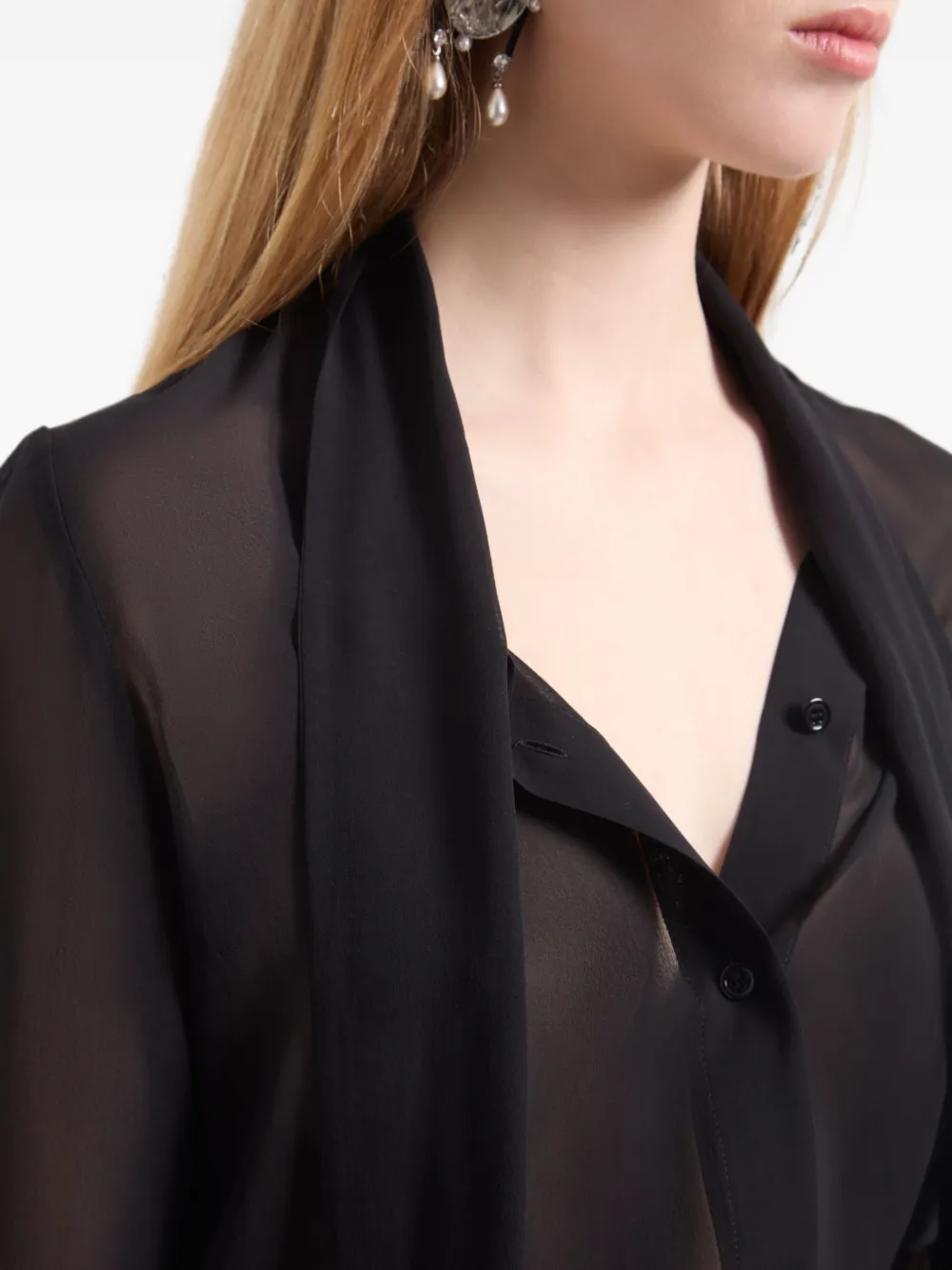 Nina Ricci Lavalliére zijden blouse met strik Zwart
