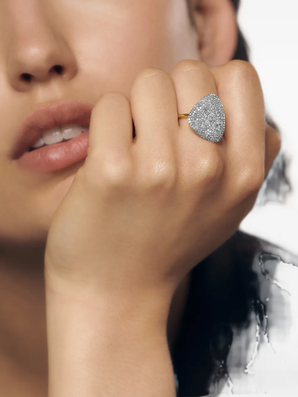 Monica Vinader Nura Ring mit Pavé-Diamanten - Gold