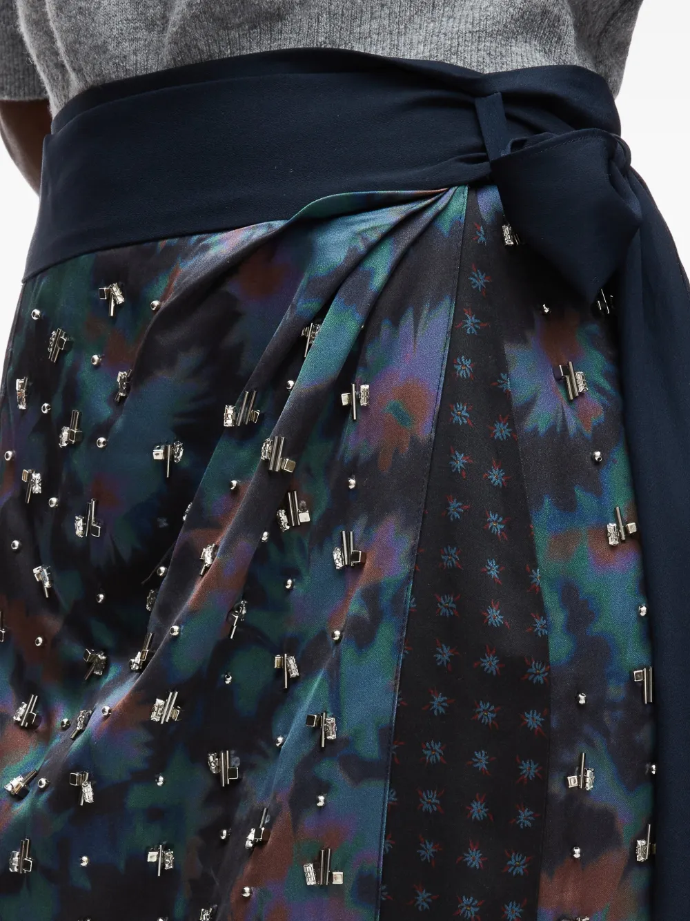 3.1 Phillip Lim Desert Flower gedrapeerde midi-wikkelrok Zwart