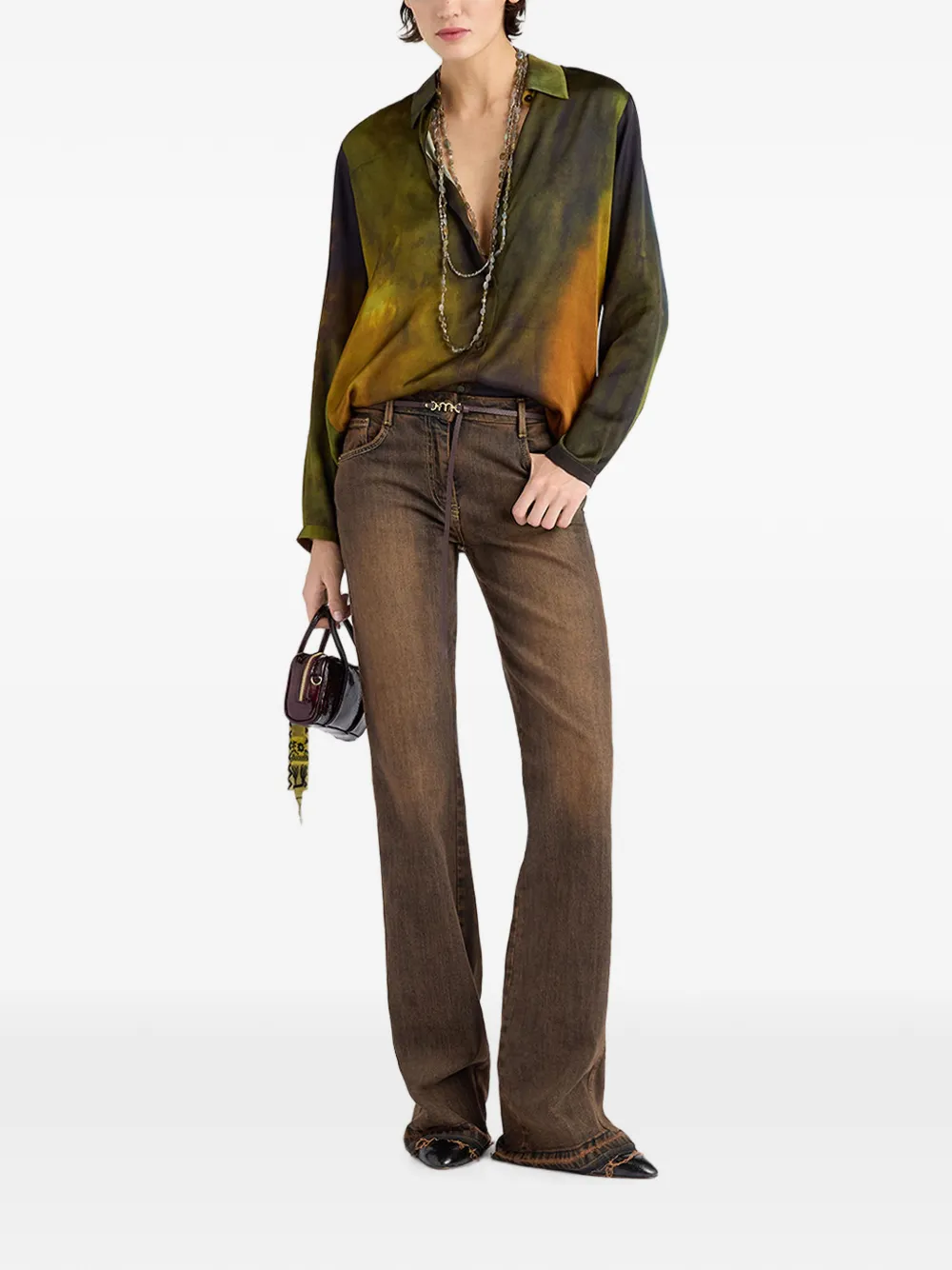MOMONÌ Luis flared jeans met stonewashed-effect Bruin