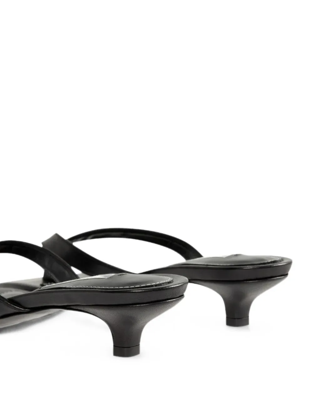 TOTEME leather heeled flip flops black Zwart
