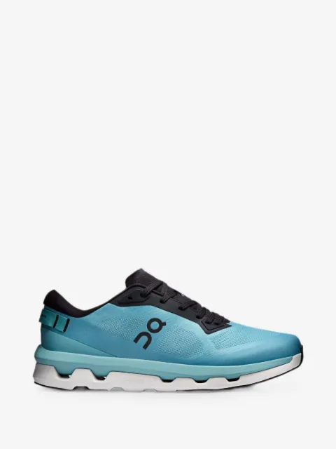 On Cloudzone sneakers
