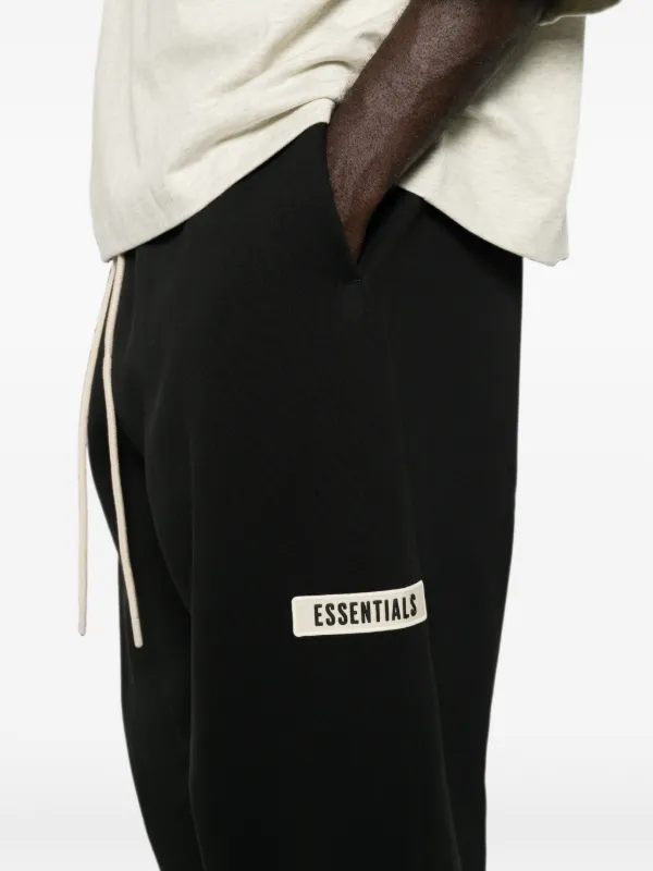 FEAR OF GOD ESSENTIALS スウェットパンツ | ブラック | FARFETCH JP