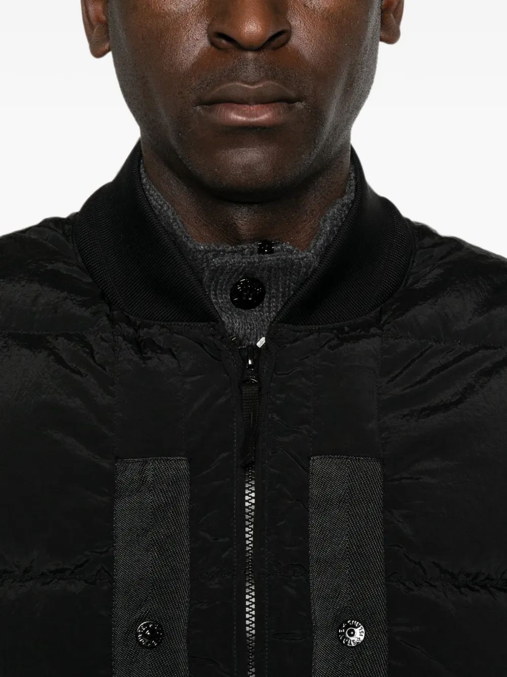 Stone Island G100008 nylon metalen bodywarmer van ECONYL Zwart