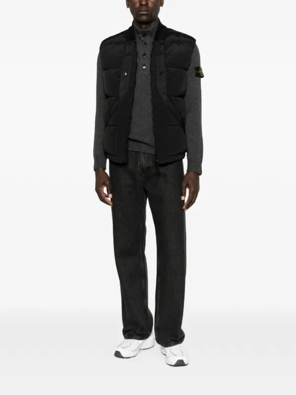 STONE  ダウンベスト ブラック Stone Island G100008 ECONYL® ダウンベスト | ブラック | FARFETCH JP