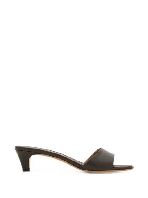 Ferragamo sandalias con tacón bajo