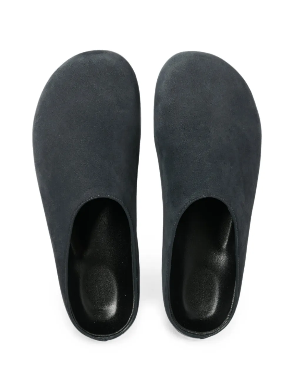 Studio Nicholson Wearing leather clogs Blauw