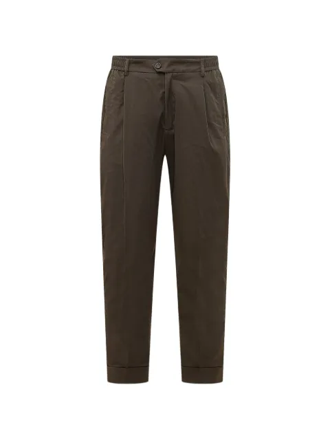 Hosio pleated-detail cuffed-hem trousers