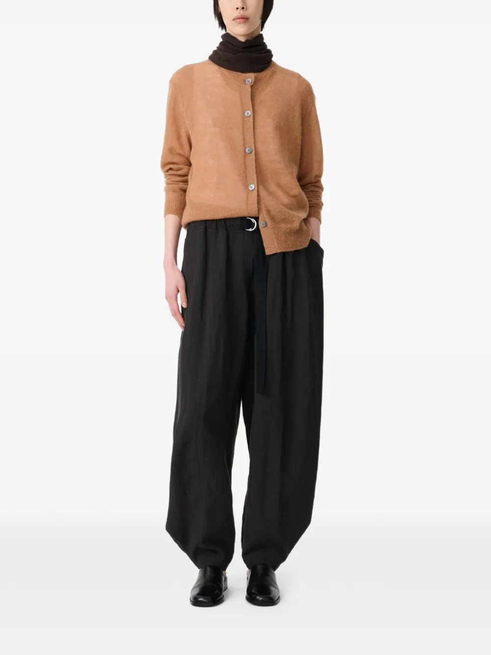 Studio Nicholson Callen vest met ronde hals Bruin
