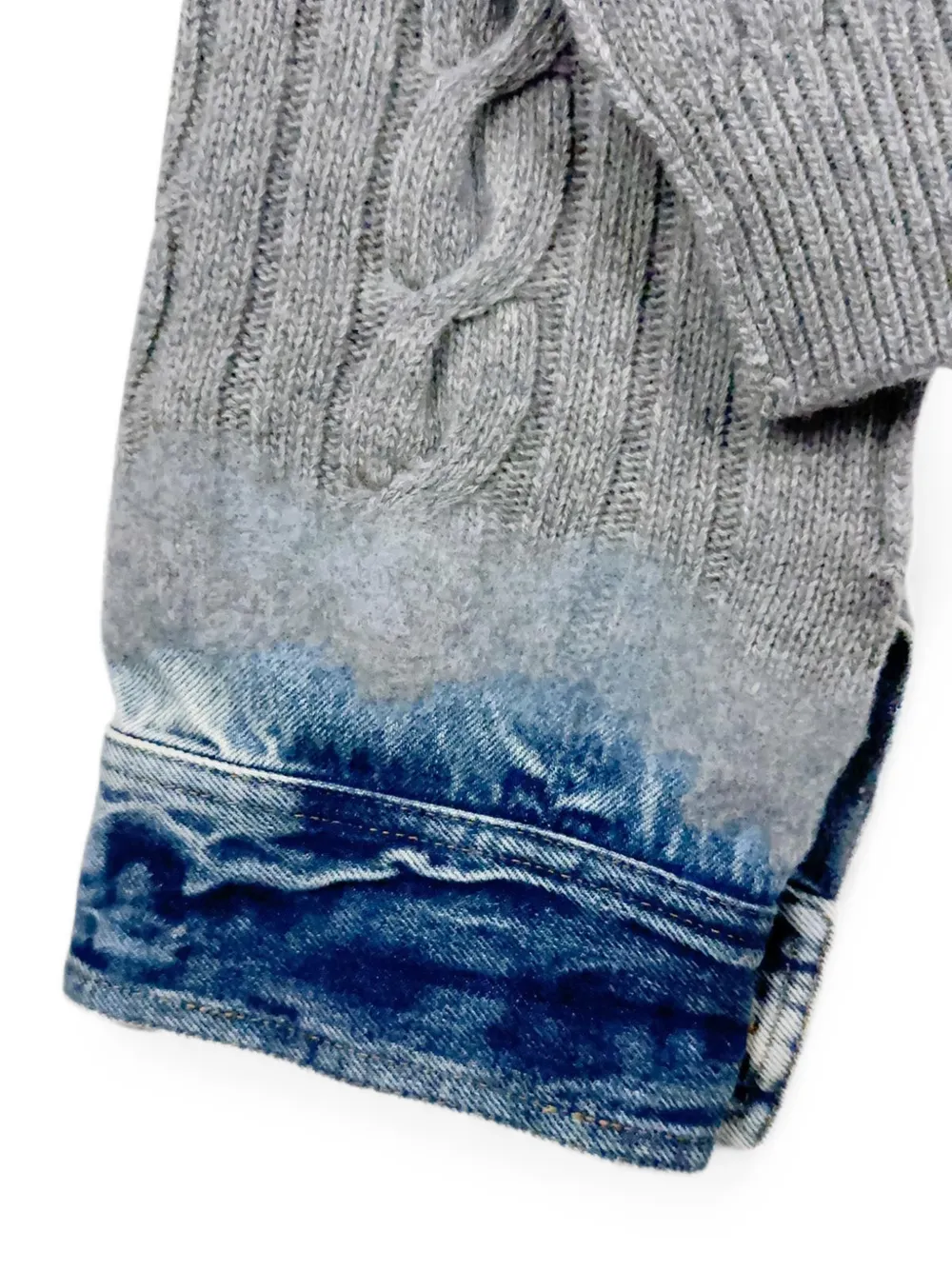 Haikure Kabelgebreide trui met denim manchetten Grijs