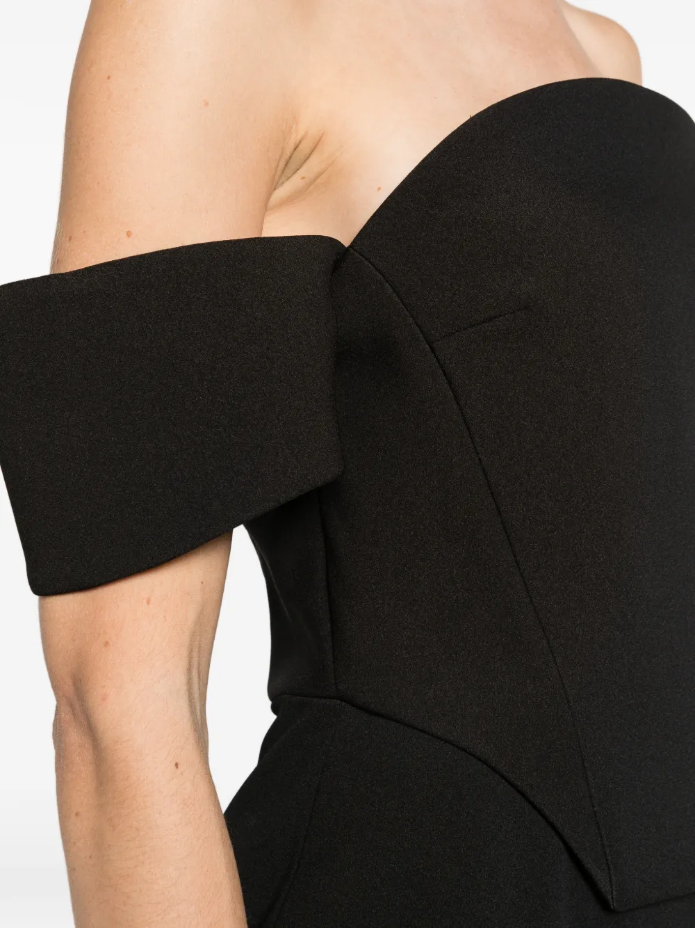 Solace London Wymore maxi dress Zwart