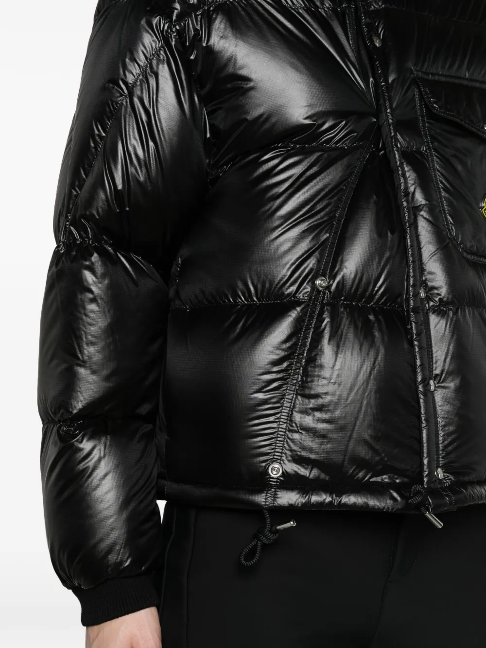 Moncler Karakorum hooded short down jacket Zwart