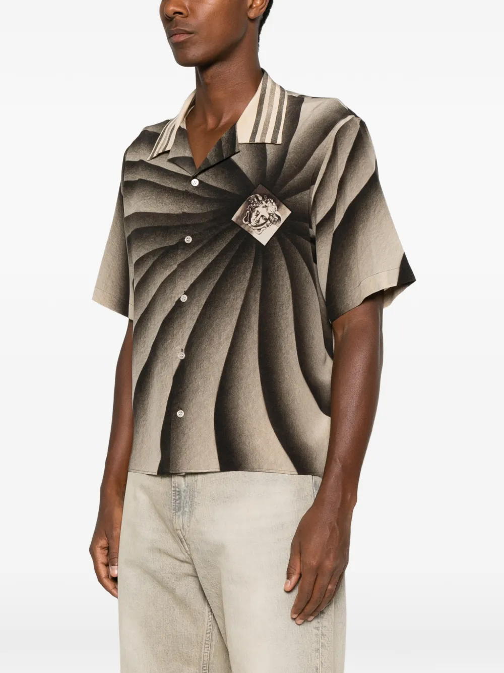 Versace Zijden blouse met Vortex-print Beige