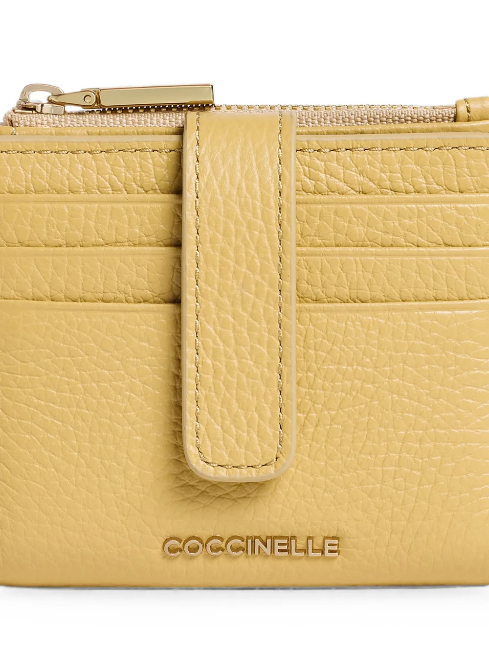 Coccinelle Pasjeshouder met logopatch Geel