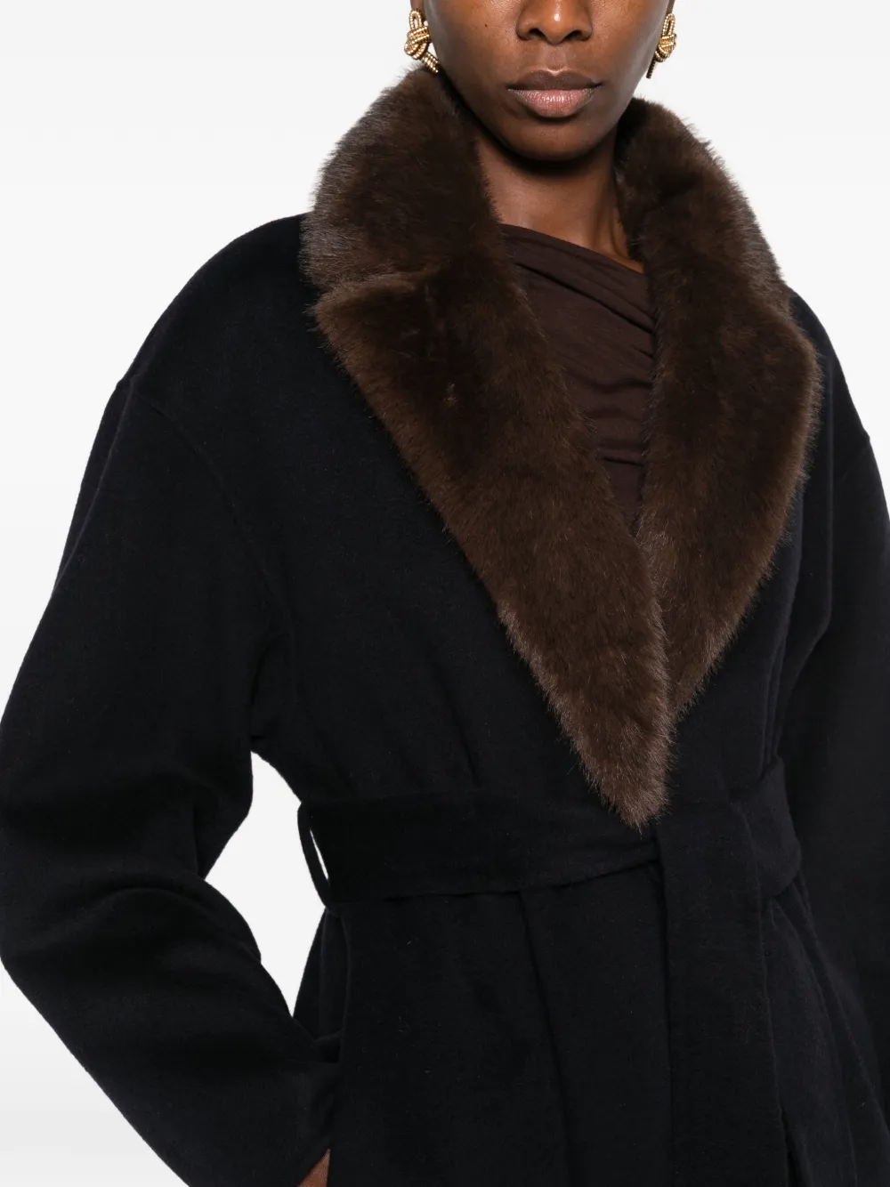 P.A.R.O.S.H. Leak fur-collar belted coat Zwart