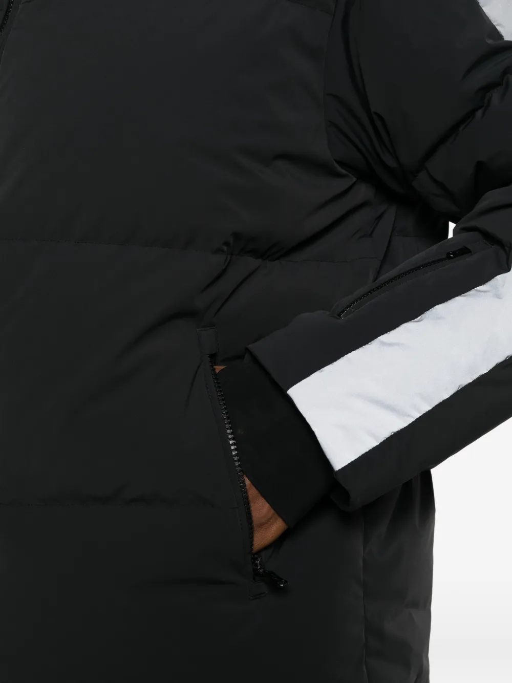 Perfect Moment Mountain Mission down ski jacket Zwart