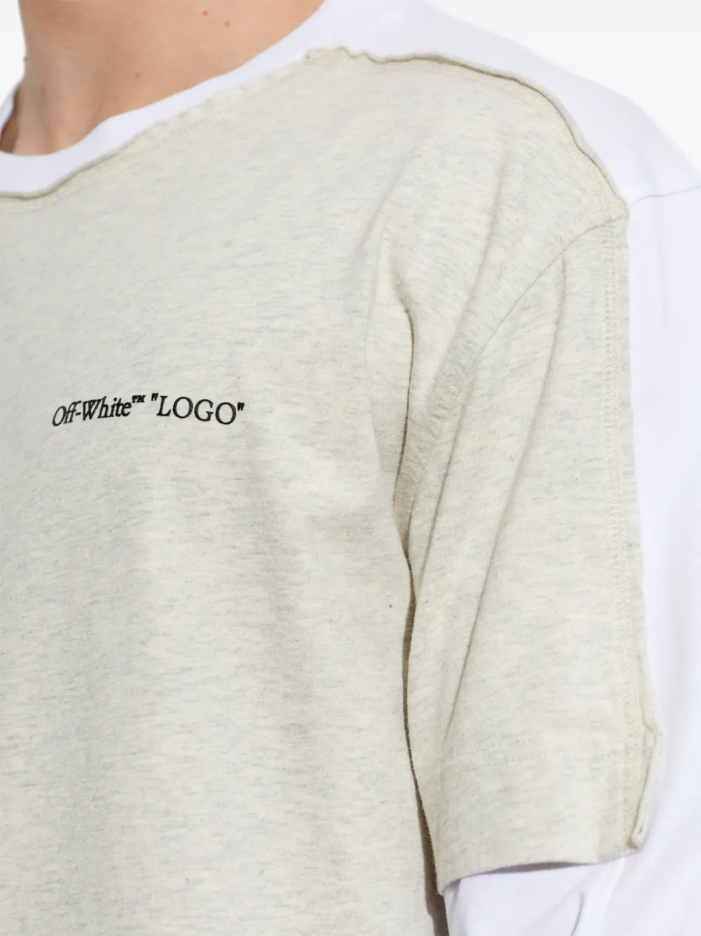 Off-White T-shirt met logoprint Beige