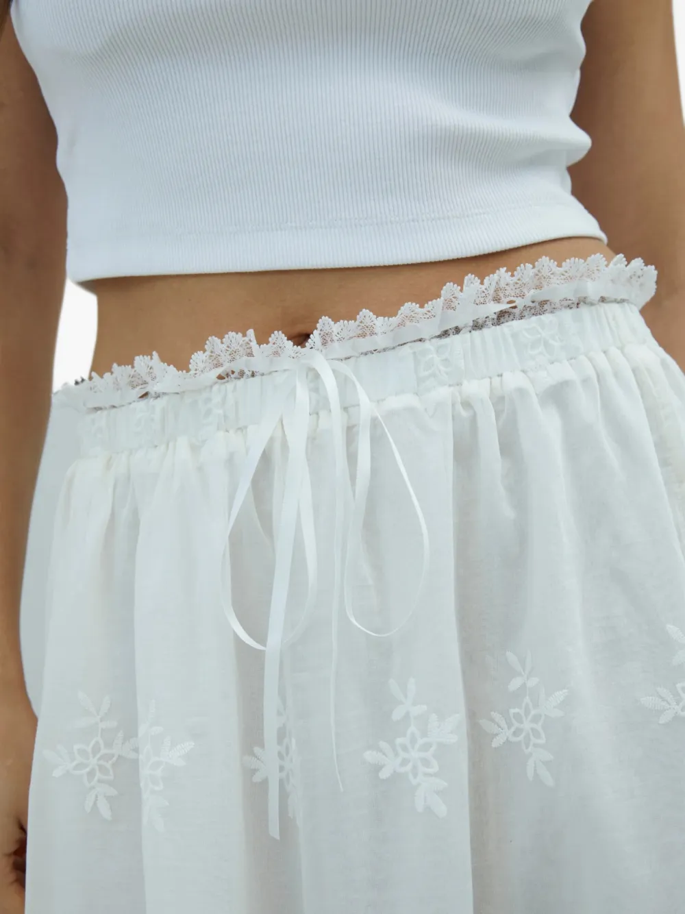 House of Sunny Blossom maxi-rok met A-lijn en kanten afwerking Wit