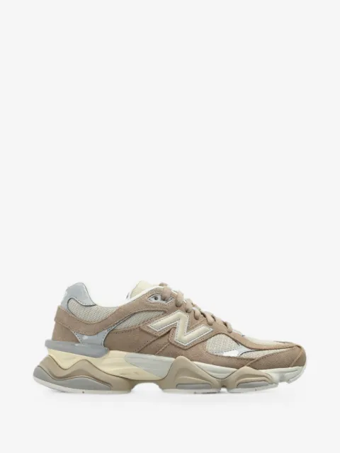 New Balance mesh-panelled sneakers
