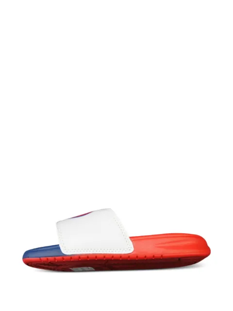 Champion logo-patch colour-block slides