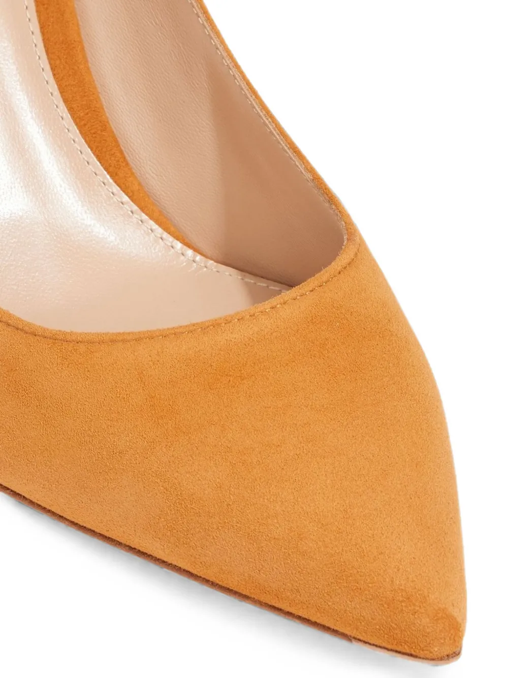 Gianvito Rossi suede pumps Oranje