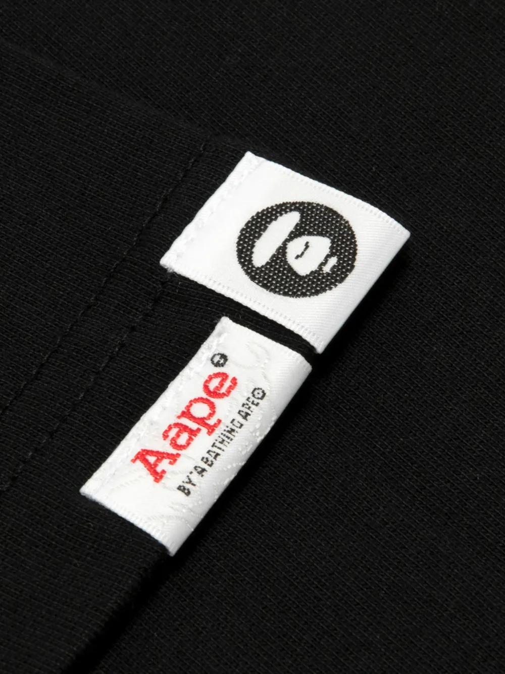 AAPE BY *A BATHING APE AAPEUNVS katoenen T-shirt Zwart