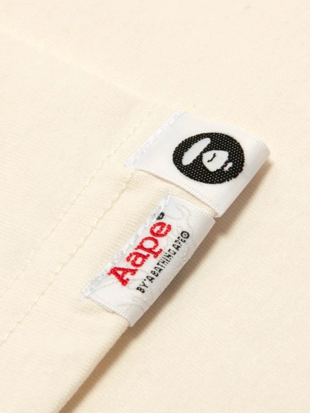 AAPE BY *A BATHING APE AAPEUNVS katoenen T-shirt Beige
