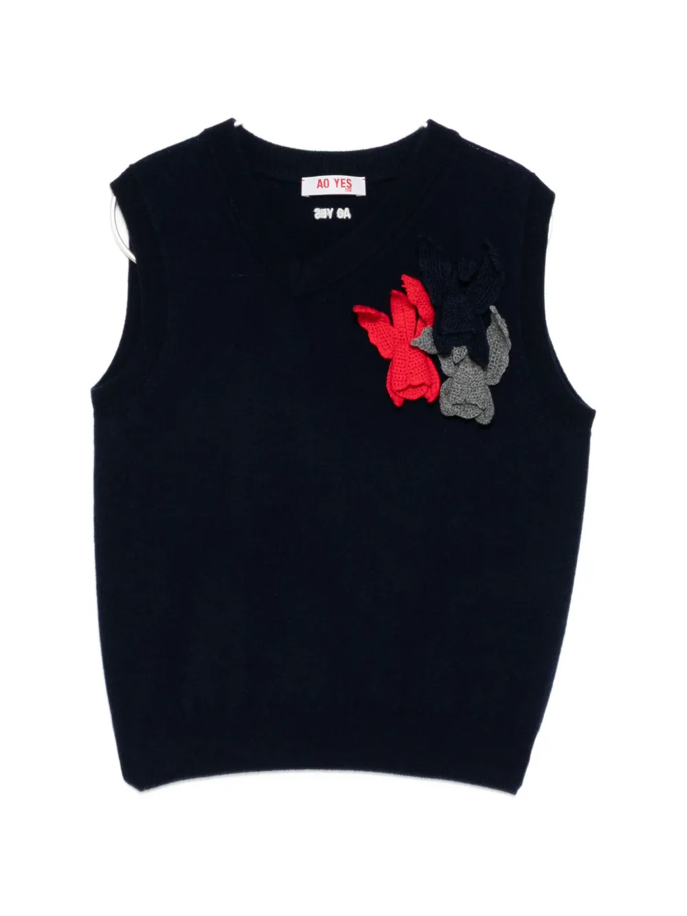 AO YES appliqué-detail V-neck top - Blau