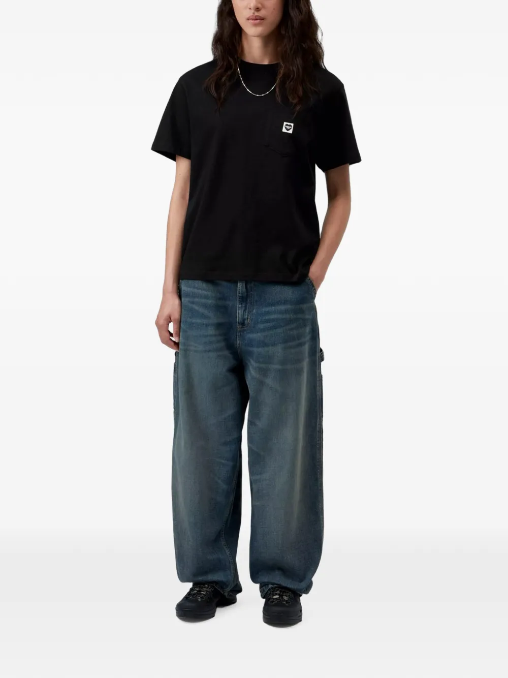 Carhartt WIP S S Pocket Small Heart T-shirt Zwart