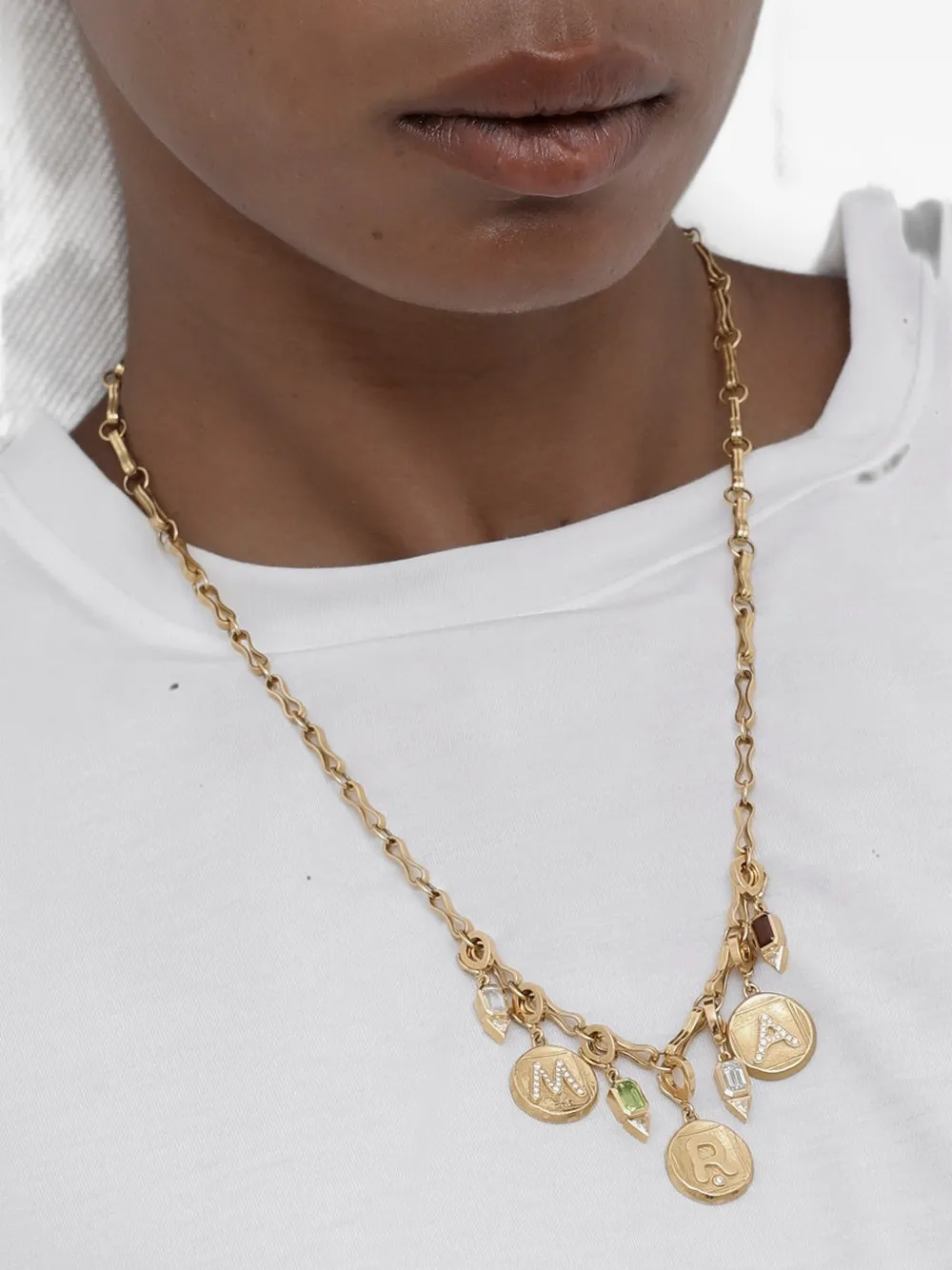 Azlee Diamond Initial Pendant In Gold