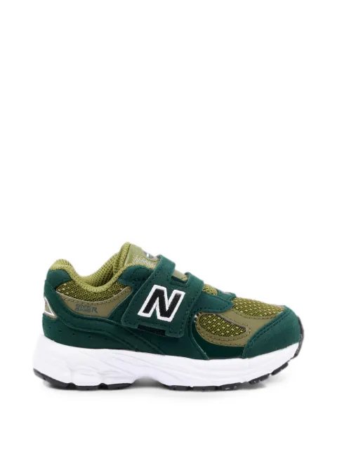 New Balance Kids 2002 touch-strap sneakers