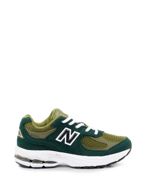 New Balance Kids 2002R panelled sneakers