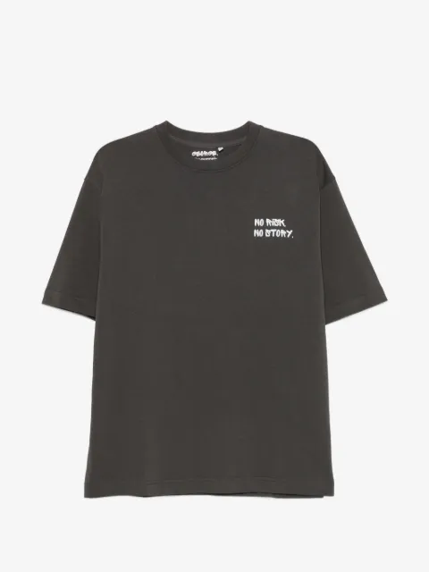GEORGE. slogan-print drop-shoulder T-shirt
