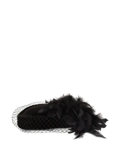 Vintage gorro con velo y detalle de plumas